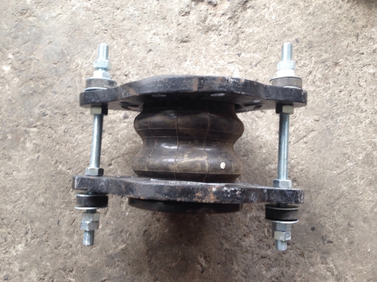 ขายข้อต่อยางกันสะบัด ขนาด 6 นิ้ว ของใหม่ ไม่เคยใช้งานมี 4 ชุดครับ (เหลือ 3 ชุดครับ) ขายข้อต่อยางกันสะบัด ขนาด 6 นิ้ว ของใหม่ ไม่เคยใช้งานมี 4 ชุดครับ (เหลือ 3 ชุดครับ)