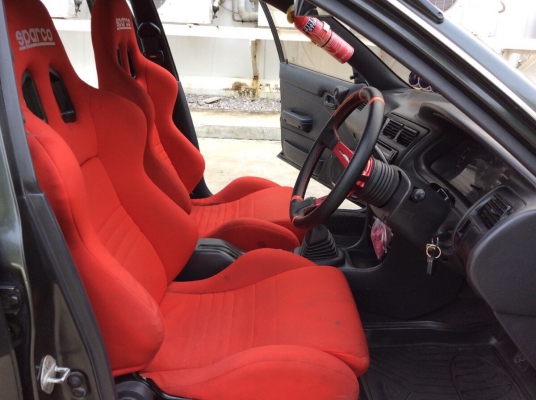 ขายรถ โตโยต้า โคโรล่า EE100 ปี92 เครื่อง 1.3 เกียร์ธรรมดา แก๊สLPG เพาเวอร์ ภายในสวยแต่งเยอะ เบาะเรคาโร่แดง พวงมาลัยก้านยก เกจ์วัด5ตัว แอร์หนาว ตัวถังเดิม แม็กvolk te37 ของใหม่ขอบ15" ท่อJ's รถขับดีมาก พร้อมใช้ครับ