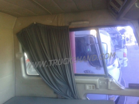 รถบรรทุก 10 ล้อดัมพ์ MITSUBISHI FUSO