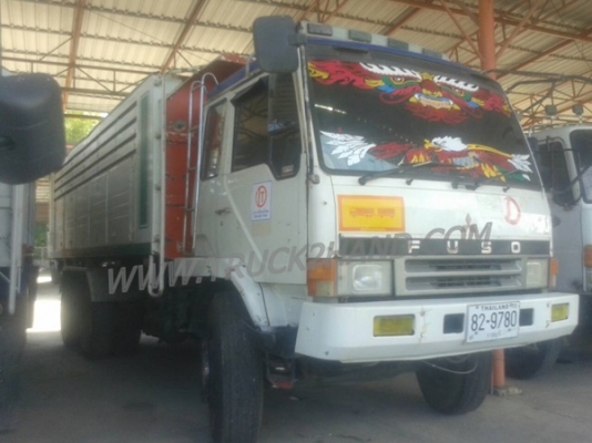 รถบรรทุก 10 ล้อดัมพ์ MITSUBISHI FUSO