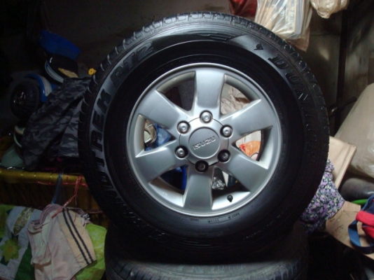 ยางสภาพดีครับ