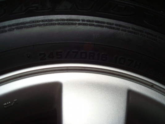 ยางสภาพดีครับ