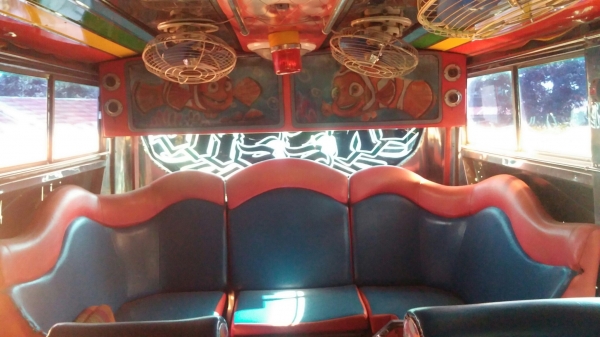 ขายรถบัสพัดลม 12 เมตรราคาพิเศษ