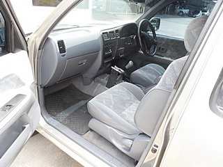 TOYOTA HILUX SPORT CRUISER  3.0 MT ปี 2000 รถสวยพร้อมใช้ จัดไฟแนนซ์ได้ ไม่ต้องมีคนค้ำ T.086-527-9533