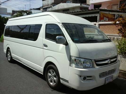 รถตู้JOYLONG 2700CCเกียร์ธรรมดา ปี2012 วิ่งมา250000ก.ม. สีขาว สภาพดีพร้อม ก๊าซNGV 100ลิตร 2ถัง กระจกไฟฟ้า ใช้อะไหล่โตโยต้าได้กว่า90\%ครับ ตัวรถกว้างเท่าคอมมูเตอร์ แต่ได้ตัวรถยาวกว่าคอมมูเตอร์75ซ.ม. ขายเงินสดเท่านั้น ราคา355000บาท ถ้าจัดไฟแนนไม่ต้องโทรมาครั รถตู้JOYLONG 2700CCเกียร์ธรรมดา ปี2012 วิ่งมา250000ก.ม. สีขาว สภาพดีพร้อม ก๊าซNGV 100ลิตร 2ถัง กระจกไฟฟ้า ใช้อะไหล่โตโยต้าได้กว่า90\%ครับ ตัวรถกว้างเท่าคอมมูเตอร์ แต่ได้ตัวรถยาวกว่าคอมมูเตอร์75ซ.ม. ขายเงินสดเท่านั้น ราคา355000บาท ถ้าจัดไฟแนนไม่ต้องโทรมาครั