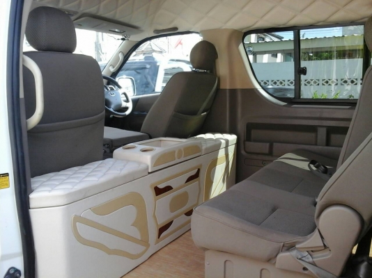 รถตู้JOYLONG 2700CCเกียร์ธรรมดา ปี2012 วิ่งมา250000ก.ม. สีขาว สภาพดีพร้อม ก๊าซNGV 100ลิตร 2ถัง กระจกไฟฟ้า ใช้อะไหล่โตโยต้าได้กว่า90\%ครับ ตัวรถกว้างเท่าคอมมูเตอร์ แต่ได้ตัวรถยาวกว่าคอมมูเตอร์75ซ.ม. ขายเงินสดเท่านั้น ราคา355000บาท ถ้าจัดไฟแนนไม่ต้องโทรมาครั รถตู้JOYLONG 2700CCเกียร์ธรรมดา ปี2012 วิ่งมา250000ก.ม. สีขาว สภาพดีพร้อม ก๊าซNGV 100ลิตร 2ถัง กระจกไฟฟ้า ใช้อะไหล่โตโยต้าได้กว่า90\%ครับ ตัวรถกว้างเท่าคอมมูเตอร์ แต่ได้ตัวรถยาวกว่าคอมมูเตอร์75ซ.ม. ขายเงินสดเท่านั้น ราคา355000บาท ถ้าจัดไฟแนนไม่ต้องโทรมาครั