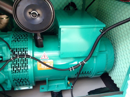 เครื่องปั่นไฟนำเข้าใหม่ 110 KW.รับประกัน 1 ปี(HINOmad in japan)