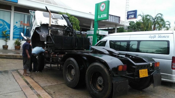 10 ล้อหัวลาก 2 เพลา 240 แรง โค๊ตเล็กแล้ว หัวลากแท้ก่อนนางฟ้า