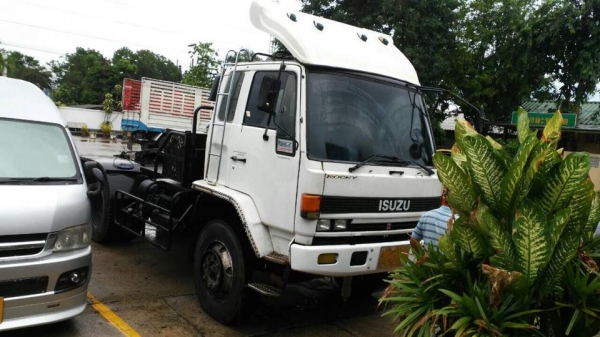 10 ล้อหัวลาก 2 เพลา 240 แรง โค๊ตเล็กแล้ว หัวลากแท้ก่อนนางฟ้า