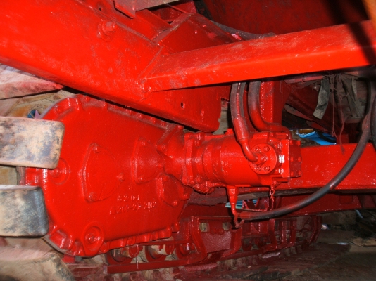 ขายรถเกี่ยวข้าวศักดิ์พัฒนา อุ้ม 2.5 ตัน ตัวเดิน 10 HT ปั้มไดกิ๊นส์ เบอร์ 23 เครื่องยนต์ 6 BG 175 แรงม้า