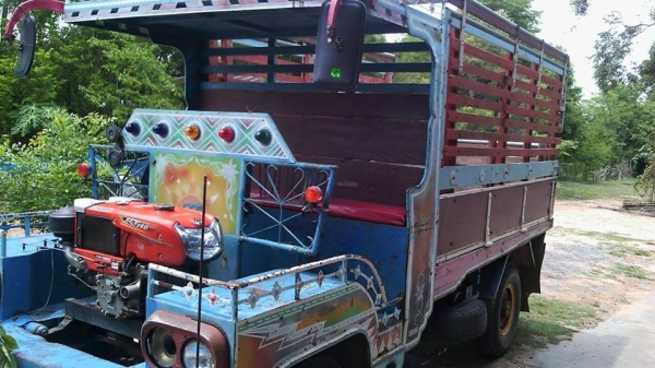 ขายอีแต๋นKUBOTA 140KRT เพลาลอย สภาพพร้อมใช้งานเครื่องดี กระบะสวย คอกดีพื้นดี ขายอีแต๋นKUBOTA 140KRT เพลาลอย สภาพพร้อมใช้งานเครื่องดี กระบะสวย คอกดีพื้นดี