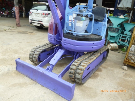 ขายรถขุด  KOMATSU PC28ีีUU-2E  มีหลายคัน