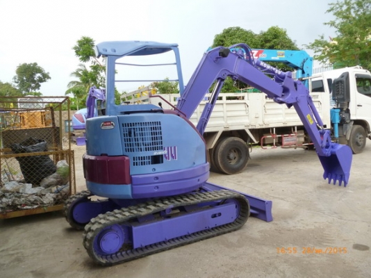 ขายรถขุด  KOMATSU PC28ีีUU-2E  มีหลายคัน