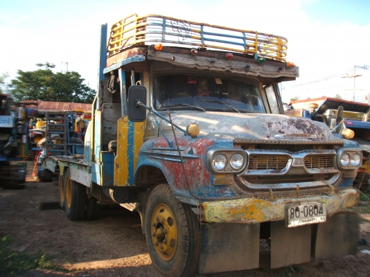 ขายรถสิบล้อเทนเลอร์ หัวยาว เครื่องยนต์ EH700 พวงมาลัยเพาเวอร์ สภาพดีพร้อมใช้งาน