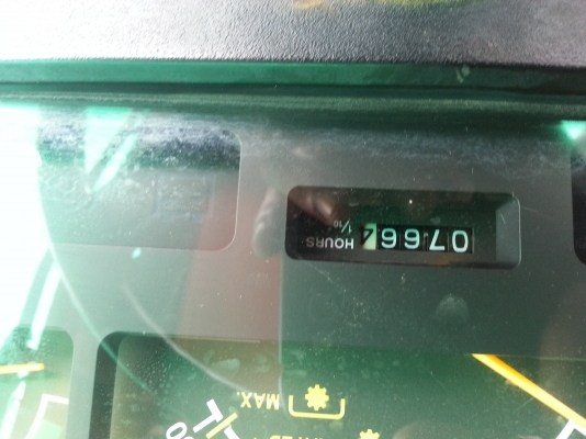 ยันร์ม่า EF494T  4WD  พร้อมใบมีดดันหน้า รถไร่สีเดิม สภาพดีครับ