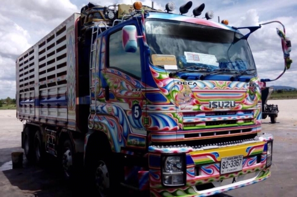 22 ล้อ 360 แรง แม่ลูกดั้ม ปี 2554