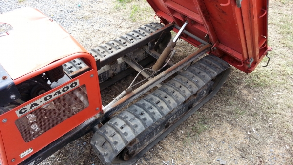 ขาย รถดั๊ม ล้อตะขาบ มิตซูบิชิ CA-D400 เครื่องยนต์ มิตซู เบนซิน สภาพเก่ายุ่นๆ ไม่เคยใช้ในไทย 40,000 บ.