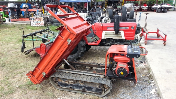 ขาย รถดั๊ม ล้อตะขาบ มิตซูบิชิ CA-D400 เครื่องยนต์ มิตซู เบนซิน สภาพเก่ายุ่นๆ ไม่เคยใช้ในไทย 40,000 บ.