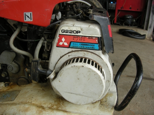 เครื่องพรวนดิน แบบเดินตาม 7500 เครื่องพรวนดิน แบบเดินตาม 7500