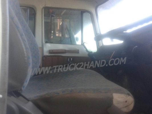 รถบรรทุก 10 ล้อ HINO พื้นเรียบ