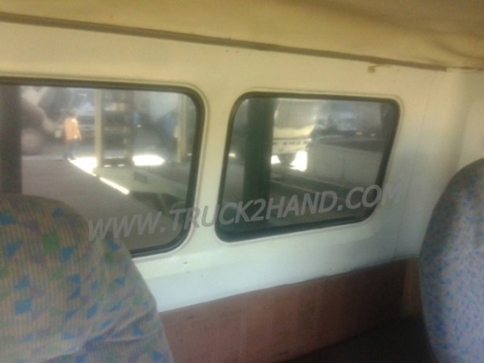 รถบรรทุก 10 ล้อ HINO พื้นเรียบ