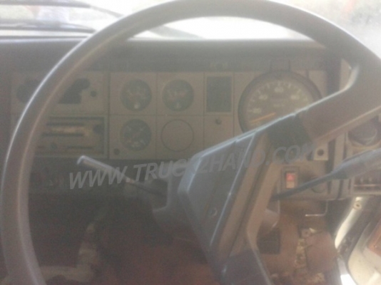 รถบรรทุก 10 ล้อ HINO พื้นเรียบ