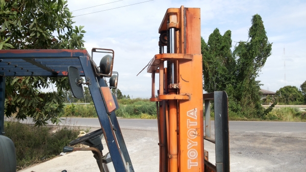 ขายด่วนรถยก TOYOTA 5FGยก2.0ตันเสาสูง3เมตรรถนอกนำเข้ายังไม่เคยใช้งานในเมืองไทยเลยชั่วโม่งทำงานน้อยรุ่นใหม่ขายถูกๆๆ ขายด่วนรถยก TOYOTA 5FGยก2.0ตันเสาสูง3เมตรรถนอกนำเข้ายังไม่เคยใช้งานในเมืองไทยเลยชั่วโม่งทำงานน้อยรุ่นใหม่ขายถูกๆๆ