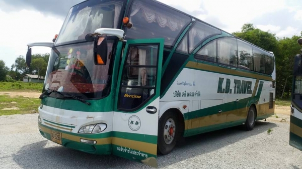 บัส10เมตร 32ที่นั่ง