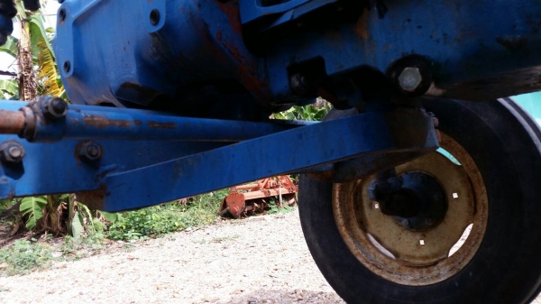 ขายรถไถฟอร์ด  FORD   6600  T5