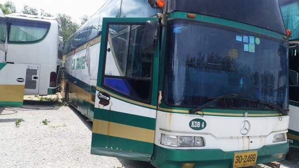 รถบัสแอร์ ถุงลมเขาควาย อยากได้เท่าไหร่ว่ามาครับ