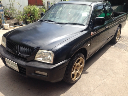 รถมิตซูสตราด้า2.5 ปี04