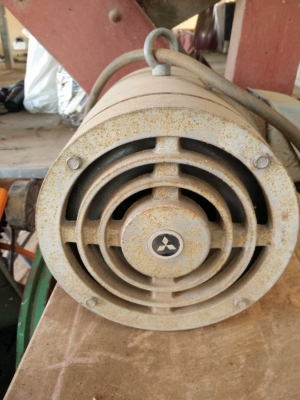 ขายมอร์เตอร์ปั๊มลม5แรงไฟ3เฟต