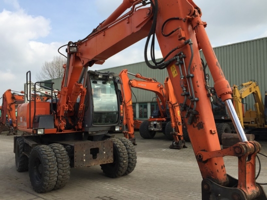 ขุดรถ Hitachi ZX130W w/std bucket นำเข้าจากญี่ปุ่น สนใจโทร. 080-6565422 (หนิง)