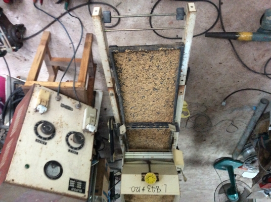 ขายเครื่องโรยข้าวถาดเพาะกล้า ขายเครื่องโรยข้าวถาดเพาะกล้า