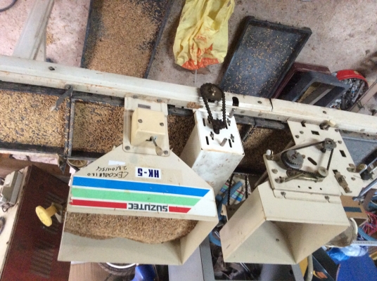 ขายเครื่องโรยข้าวถาดเพาะกล้า ขายเครื่องโรยข้าวถาดเพาะกล้า