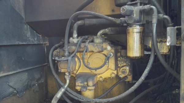 แม็กโครมือสอง,Catterpillar 320C Japan / ไฟฟ้าเต็ม/เล่มทะเบียน