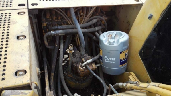 แม็กโครมือสอง,Catterpillar 320C Japan / ไฟฟ้าเต็ม/เล่มทะเบียน