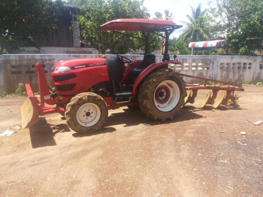 ขายรถไถยันมาร์รุ่น393พร้อมผานดันหน้า+ผาน4