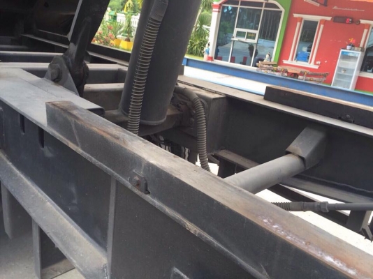 22 ล้อ 380 แรง แม่-ลูกดั้มปี 2554 รถวิ่งทางเรียบไม่เคยบรรทุกดิน รถสวยไม่เคยชนไมล์ 250000 กว่าๆกิโล