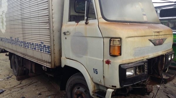 รถหกล้อ KM310 ขายเหมา 2 คัน หรือแยก 1 คัน คันละ 90,000 เครื่องพัง ทะเบียน ม.79 รถหกล้อ KM310 ขายเหมา 2 คัน หรือแยก 1 คัน คันละ 90,000 เครื่องพัง ทะเบียน ม.79