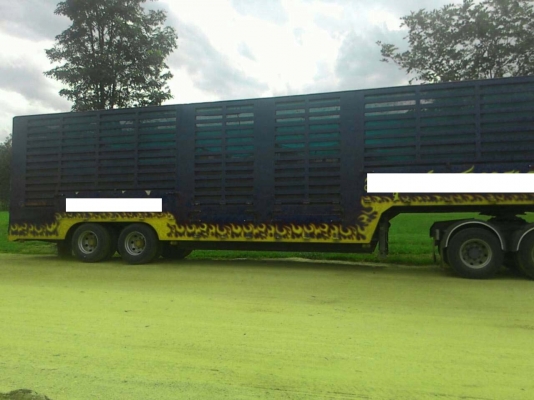 Isuzu Deca FXZ23NZPF/ CNG 10 ถัง เครื่องฟิตใหม่/ ยางเพิ่งเปลี่ยน/ หางท้องช้างยาว 13 เมตร