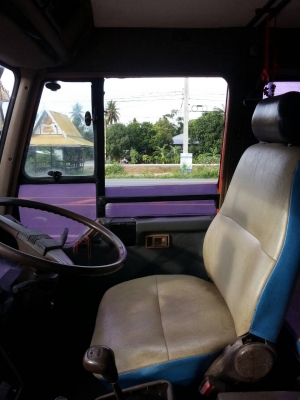 ขายFUSO FN215K เพลาเดียว ไม่ดั้ม เครื่องISUZU ROCK 175แรงม้า