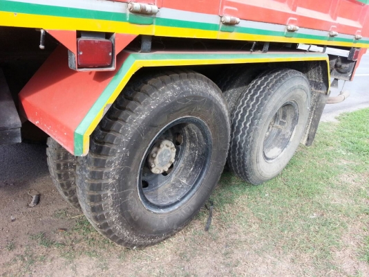 ขายFUSO FN215K เพลาเดียว ไม่ดั้ม เครื่องISUZU ROCK 175แรงม้า