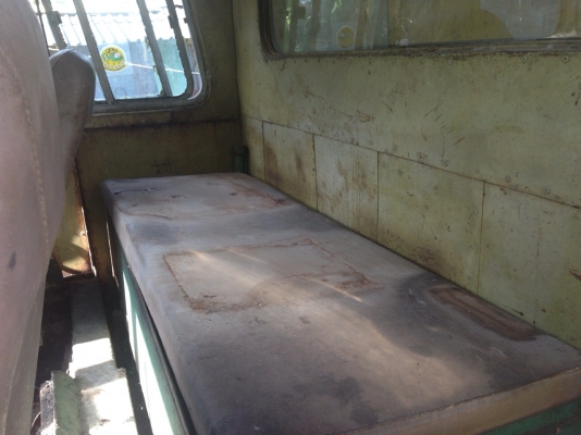 ขายรถบัสไม่มีทะเบียนเครื่องฮีโน่ DM100 แซสซีดีเอาไปทำเทเลอร์บรรทุกรถเกี่ยวหรือแมคโคร ตู้นอนตามไซส์งานหรือตู้ขายของแหร่มเลยครับ ขาย 65000 บาทไทย