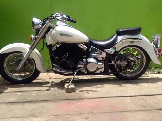 โอ บางนา ขาย dragstar 400 classic ปี 02 ทะเบียนโอน สนนราคาที่ 94,000 บาท