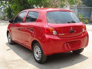 MITSUBISHI MIRAGE 1.2 GL Hatchback MT ปี 2013 รถสวยใช้งานน้อย T.086-527-9533
