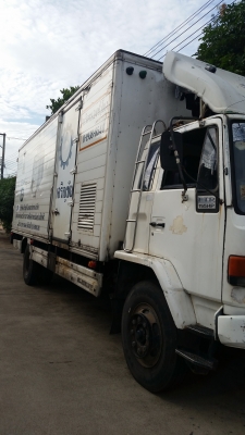 ขายด่วน รถ 6 ล้อ