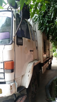 ขายด่วน รถ 6 ล้อ