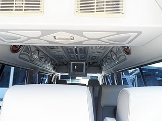 NISSAN URVAN 3.0 MT ปี 2005 ตกแต่ง VIP พร้อมใช้ จัดไฟแนนซ์ได้ ไม่ต้องมีคนค้ำ T.086-527-9533 NISSAN URVAN 3.0 MT ปี 2005 ตกแต่ง VIP พร้อมใช้ จัดไฟแนนซ์ได้ ไม่ต้องมีคนค้ำ T.086-527-9533