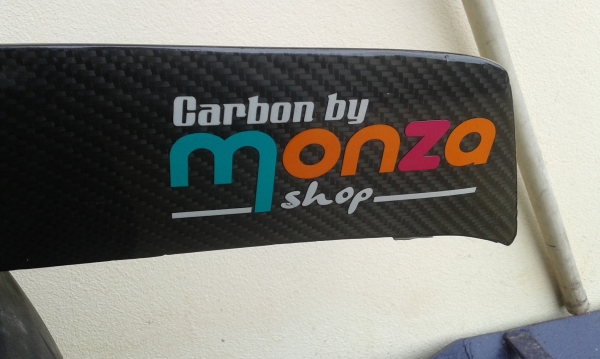 แก็ปหลัง carbon ใส่ triton ของmonza